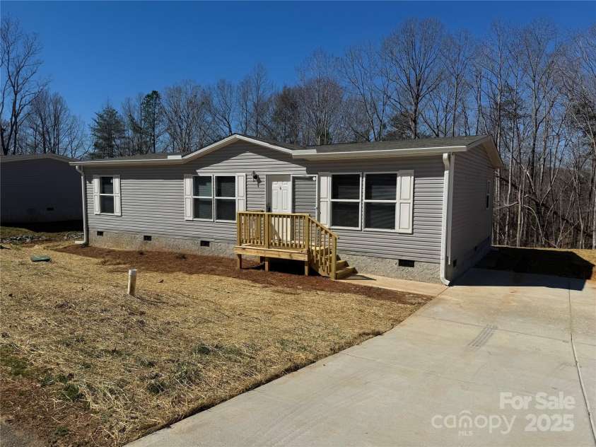 97 Harmony Drive, Nebo, NC 28761.  MLS# CAR4235249, YatesRealty ID 4798. 