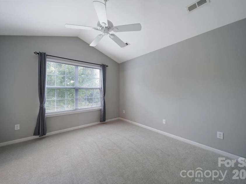 1168 Drummond Lane, Matthews, NC 28104.  MLS# CAR4417741, YatesRealty ID 47980. 