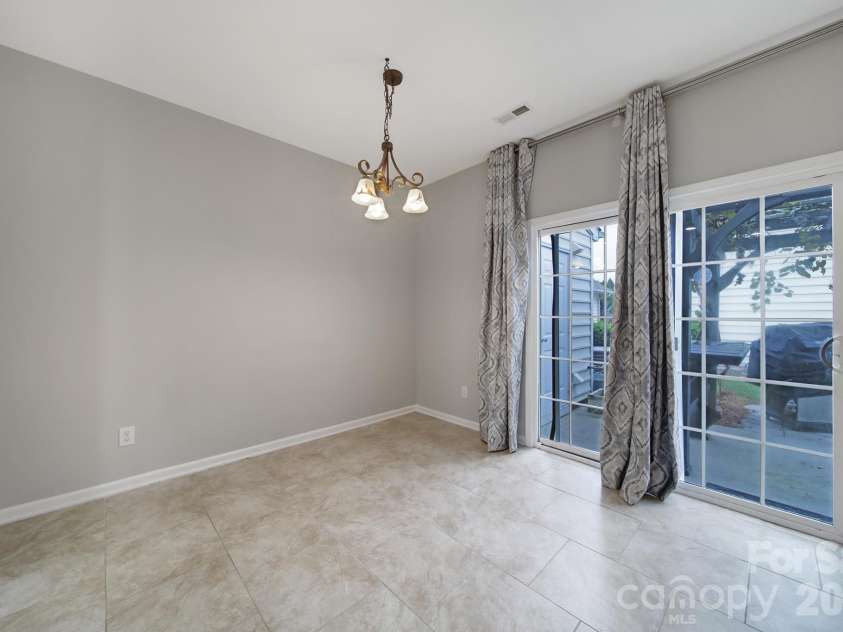 1168 Drummond Lane, Matthews, NC 28104.  MLS# CAR4417741, YatesRealty ID 47980. 