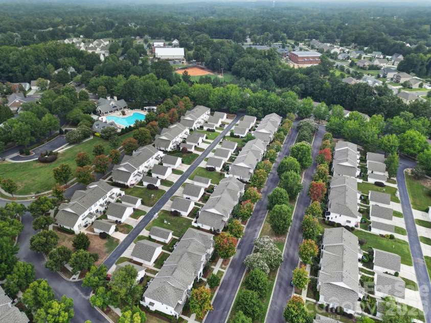 1168 Drummond Lane, Matthews, NC 28104.  MLS# CAR4417741, YatesRealty ID 47980. 