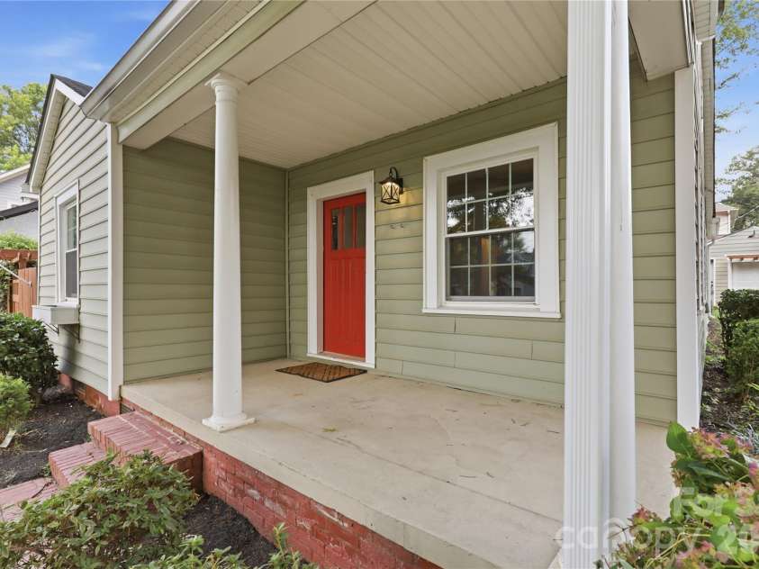 3407 Benard Avenue, Charlotte, NC 28206.  MLS# CAR4414465, YatesRealty ID 47981. 
