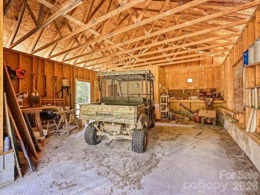 3227 Legend Road, Lancaster, SC 29720.  MLS# CAR4412422, YatesRealty ID 47982. Barn