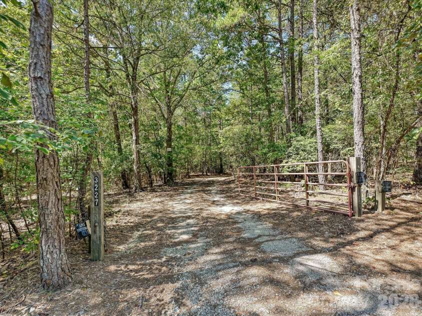 3227 Legend Road, Lancaster, SC 29720.  MLS# CAR4412422, YatesRealty ID 47982. Gate