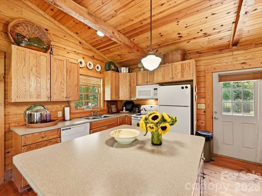 3227 Legend Road, Lancaster, SC 29720.  MLS# CAR4412422, YatesRealty ID 47982. Kitchen