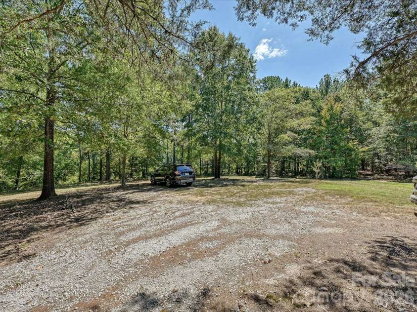 3227 Legend Road, Lancaster, SC 29720.  MLS# CAR4412422, YatesRealty ID 47982. Parking