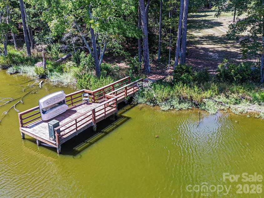 3227 Legend Road, Lancaster, SC 29720.  MLS# CAR4412422, YatesRealty ID 47982. Private Dock