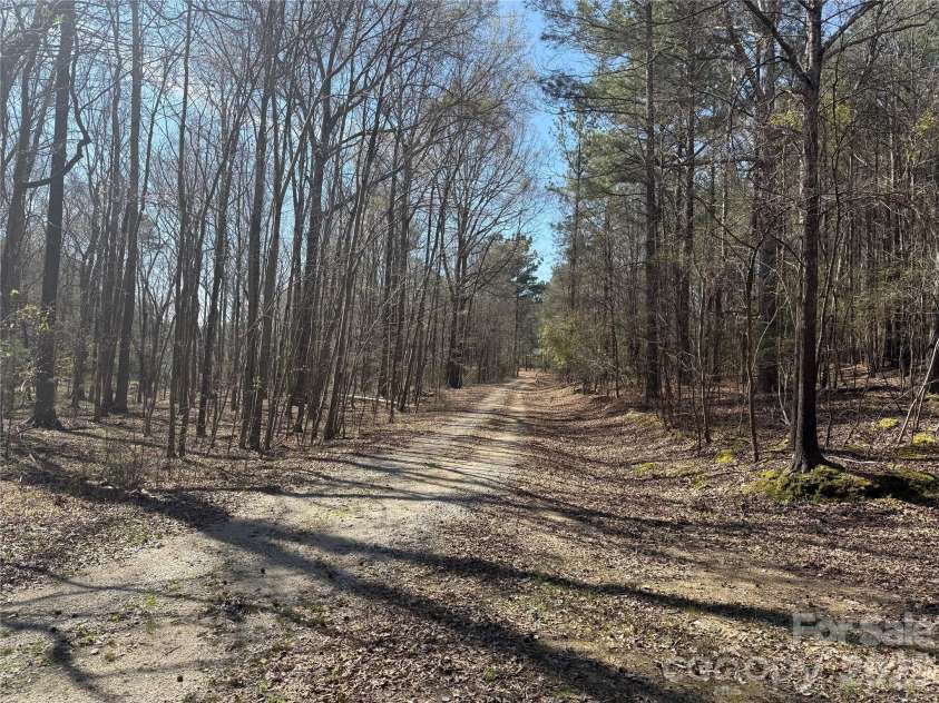 3227 Legend Road, Lancaster, SC 29720.  MLS# CAR4412422, YatesRealty ID 47982. Private Drive