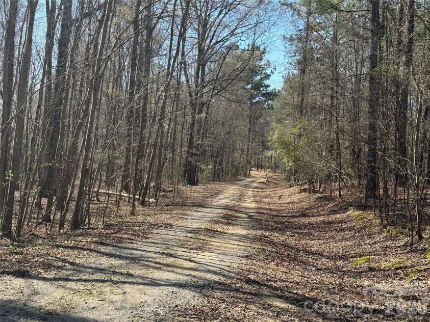 3227 Legend Road, Lancaster, SC 29720.  MLS# CAR4412422, YatesRealty ID 47982. Private Drive