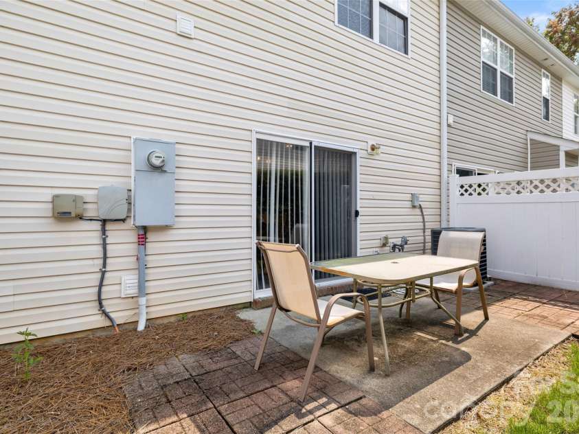 207 Tail Race Lane, Fort Mill, SC 29715.  MLS# CAR4409680, YatesRealty ID 47984. 