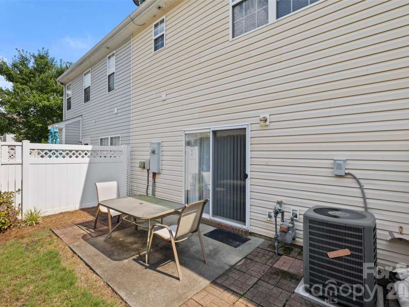 207 Tail Race Lane, Fort Mill, SC 29715.  MLS# CAR4409680, YatesRealty ID 47984. 