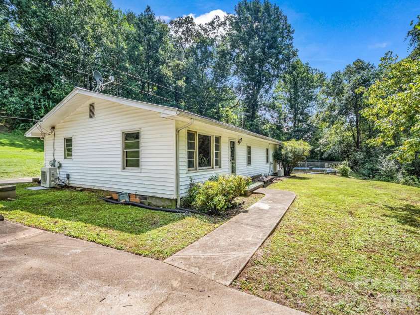 2957 NC Highway 226 Highway, Bostic, NC 28018.  MLS# CAR4419905, YatesRealty ID 47985. 