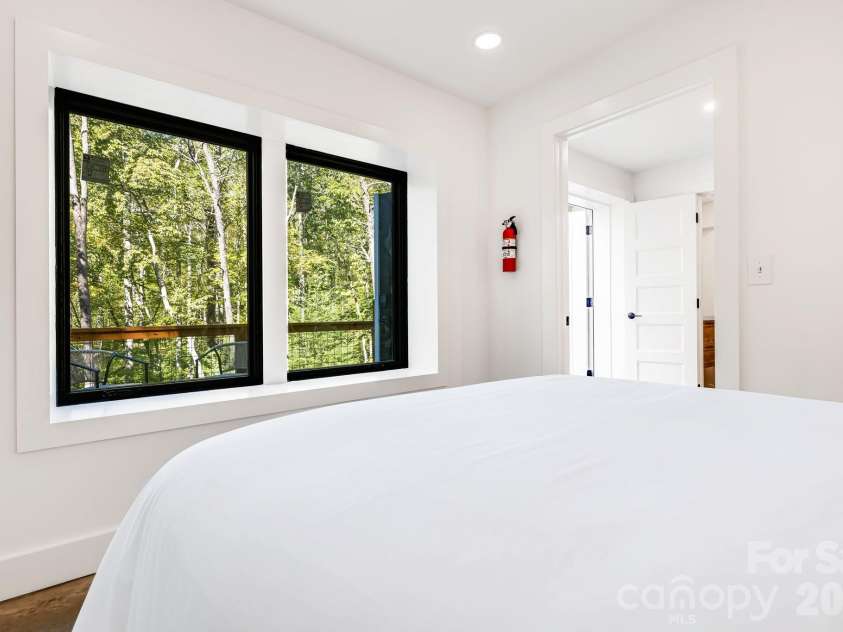 56 Creek Run Road, Candler, NC 28715.  MLS# CAR4419985, YatesRealty ID 47986. 