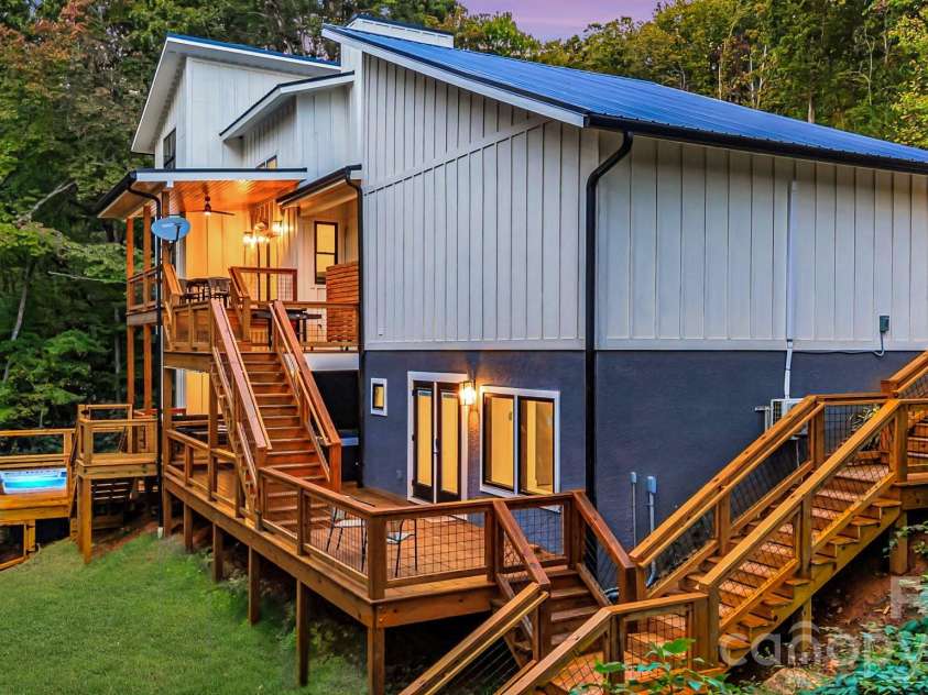 56 Creek Run Road, Candler, NC 28715.  MLS# CAR4419985, YatesRealty ID 47986. 