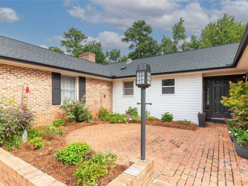 1296 Craig Avenue, Lancaster, SC 29720.  MLS# CAR4418461, YatesRealty ID 47987. 