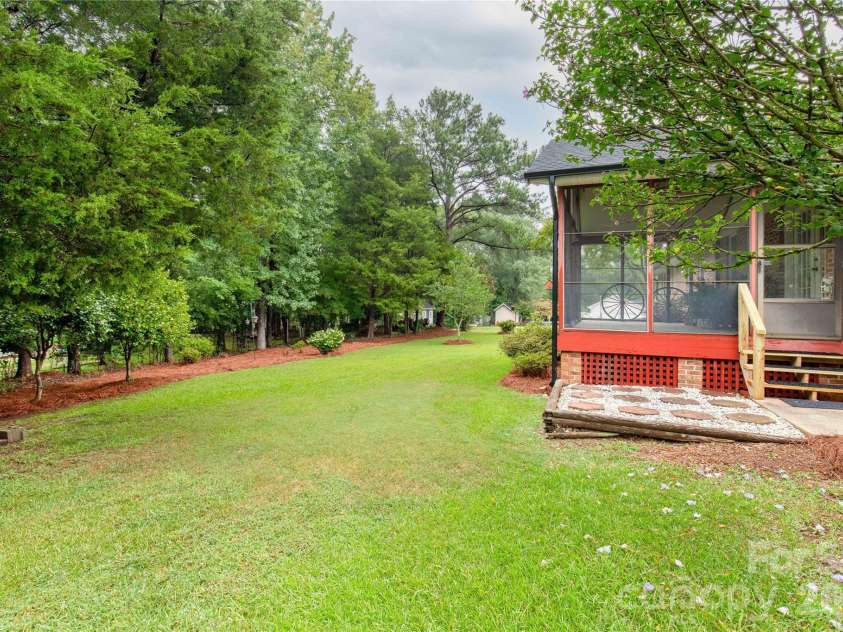 1296 Craig Avenue, Lancaster, SC 29720.  MLS# CAR4418461, YatesRealty ID 47987. 