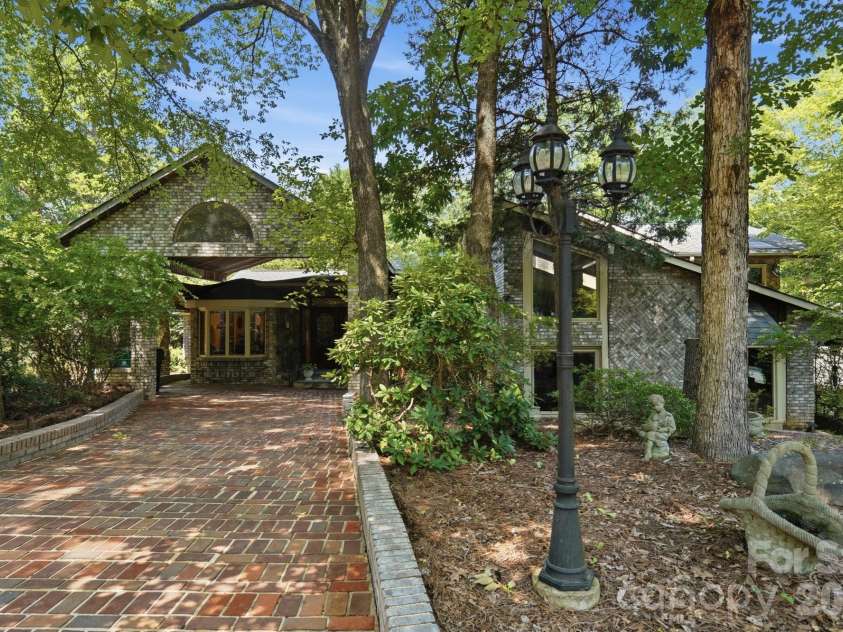 223 Millwood Lane, Charlotte, NC 28270.  MLS# CAR4409489, YatesRealty ID 47989. 