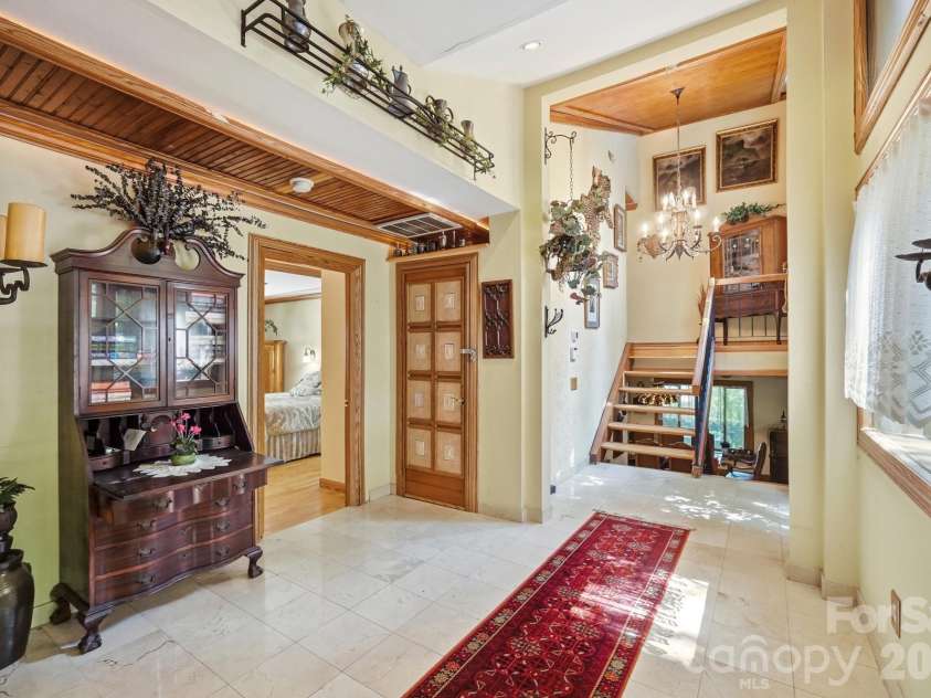 223 Millwood Lane, Charlotte, NC 28270.  MLS# CAR4409489, YatesRealty ID 47989. 