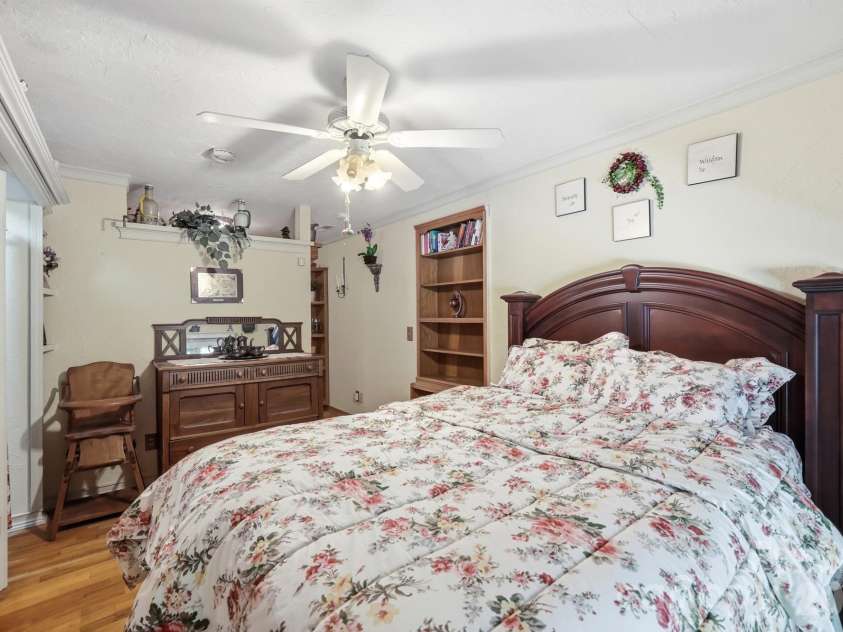 223 Millwood Lane, Charlotte, NC 28270.  MLS# CAR4409489, YatesRealty ID 47989. 