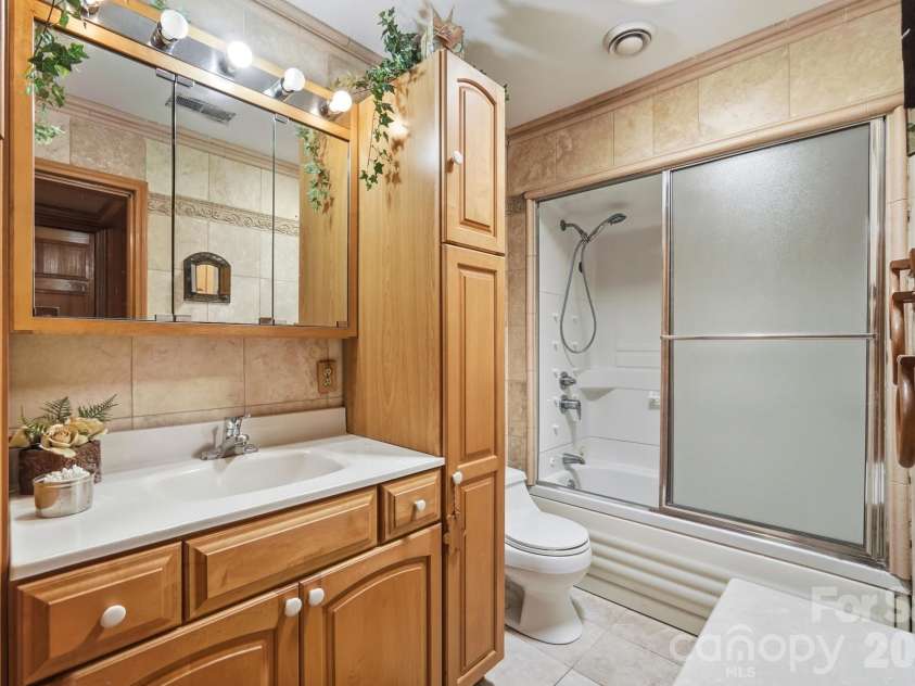 223 Millwood Lane, Charlotte, NC 28270.  MLS# CAR4409489, YatesRealty ID 47989. 