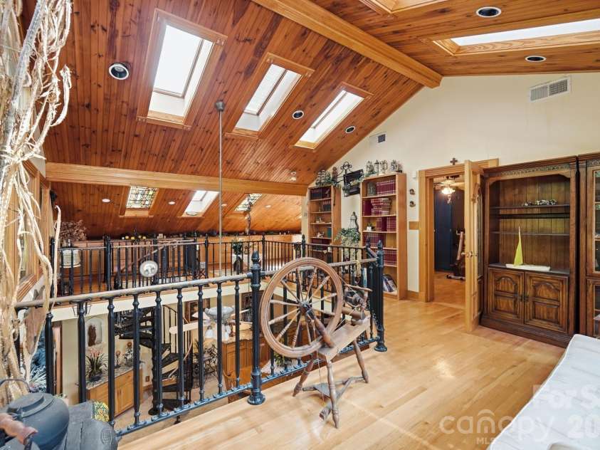 223 Millwood Lane, Charlotte, NC 28270.  MLS# CAR4409489, YatesRealty ID 47989. 