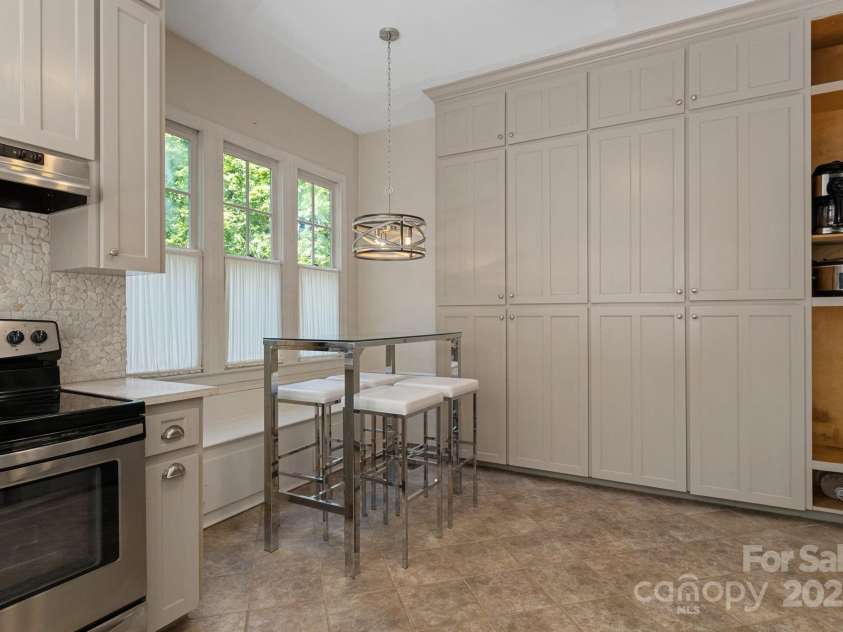 2825 Hunting Country Road, Tryon, NC 28782.  MLS# CAR4235547, YatesRealty ID 4799. 