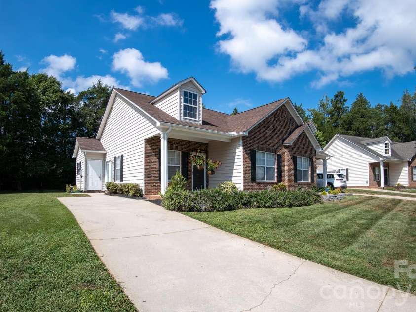 1649 Diary Drive, Rock Hill, SC 29732.  MLS# CAR4419532, YatesRealty ID 47991. 