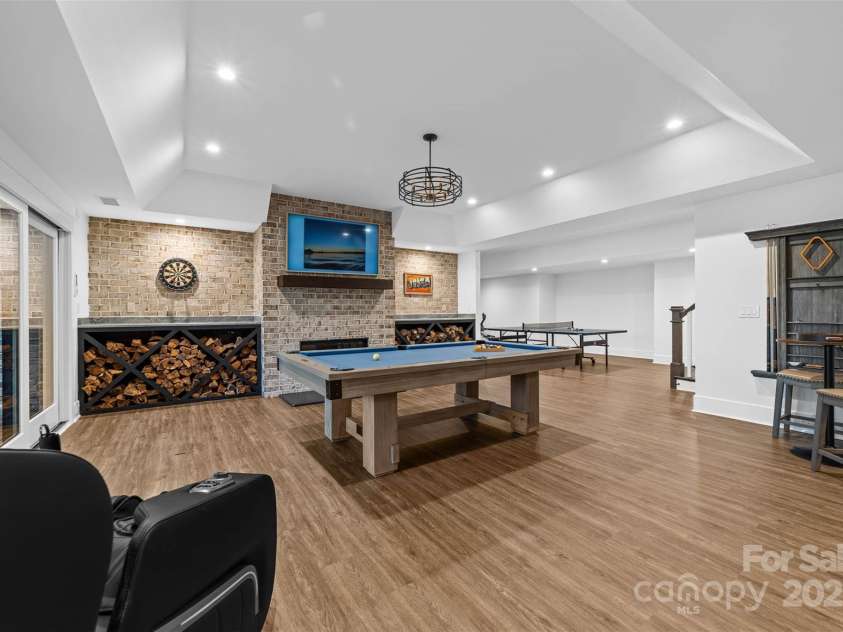 4554 Ina Lane, Sherrills Ford, NC 28673.  MLS# CAR4316368, YatesRealty ID 47991. Entertainment Room
