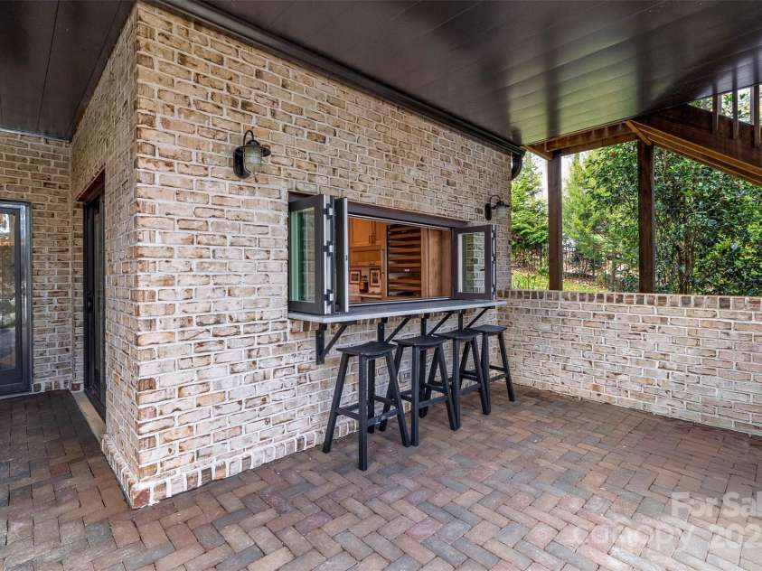 4554 Ina Lane, Sherrills Ford, NC 28673.  MLS# CAR4316368, YatesRealty ID 47991. Pass through window