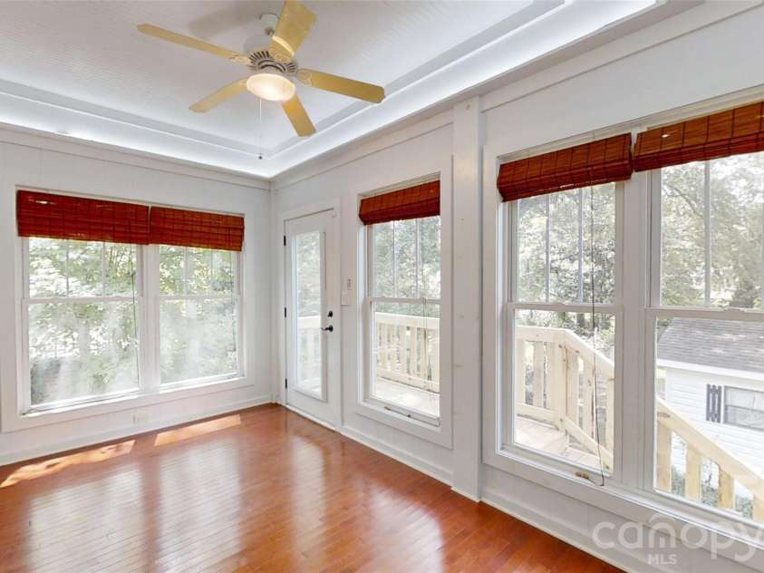 618 Poplar Street, Lincolnton, NC 28092.  MLS# CAR4417923, YatesRealty ID 47993. 