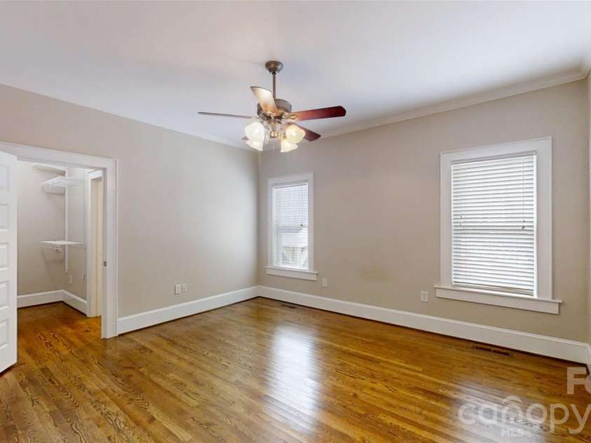 618 Poplar Street, Lincolnton, NC 28092.  MLS# CAR4417923, YatesRealty ID 47993. 