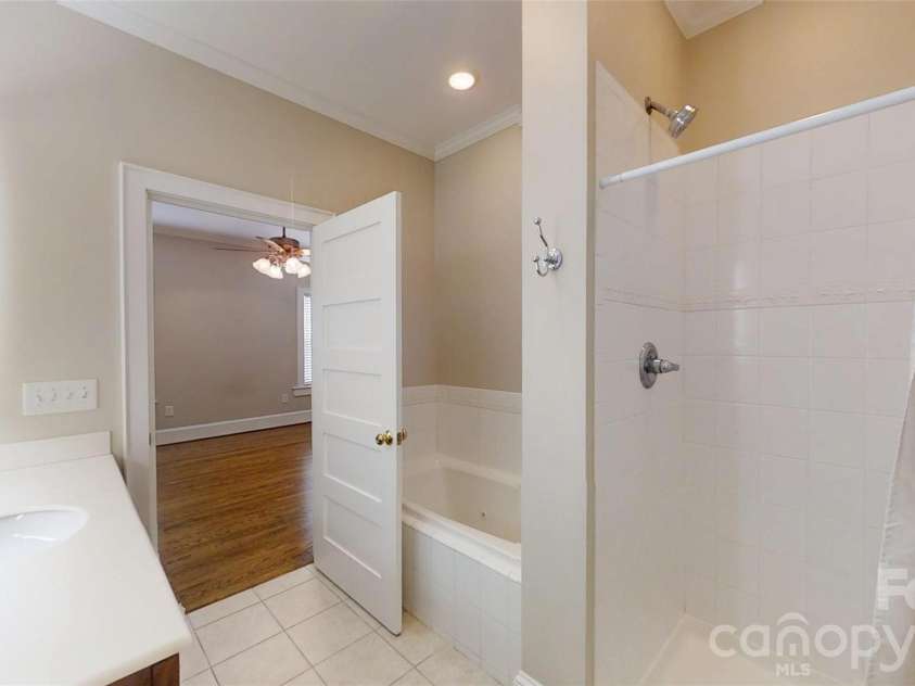 618 Poplar Street, Lincolnton, NC 28092.  MLS# CAR4417923, YatesRealty ID 47993. 