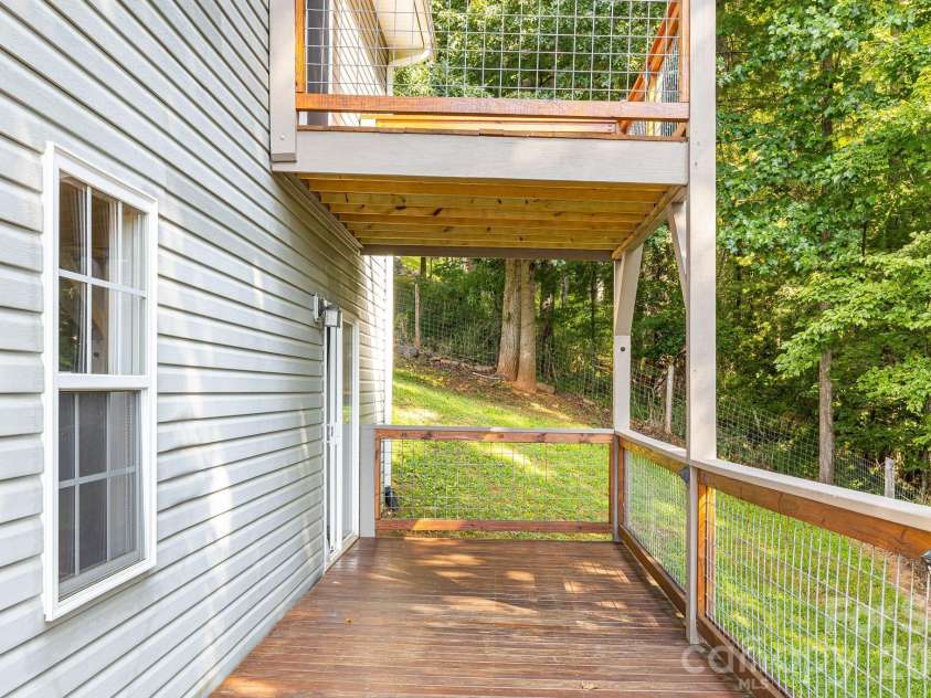 184 Scarlett Ridge Drive, Marshall, NC 28753.  MLS# CAR4416325, YatesRealty ID 47997. 