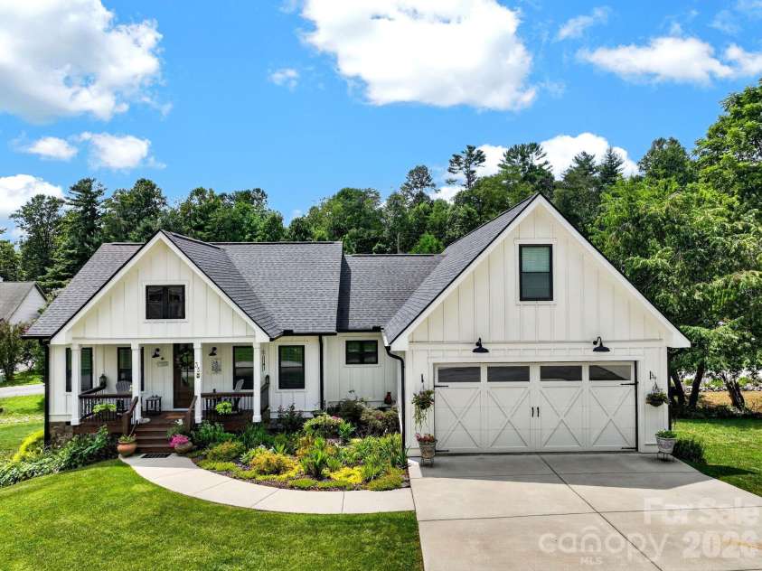 35 Meadow Haven Court, Mills River, NC 28759.  MLS# CAR4412654, YatesRealty ID 47999. 
