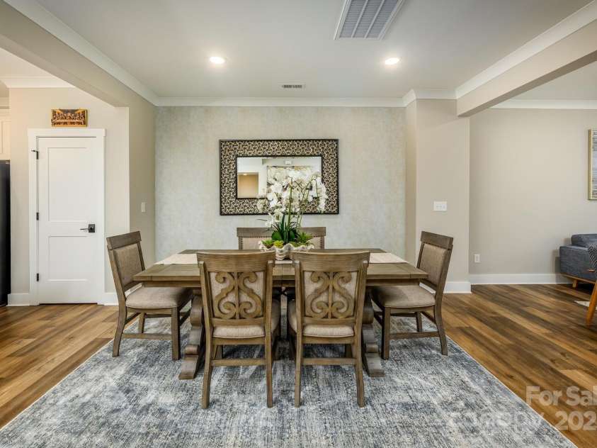 114 Glencoe Lane, Mooresville, NC 28117.  MLS# CAR4301819, YatesRealty ID 48. Elegant Dining Area