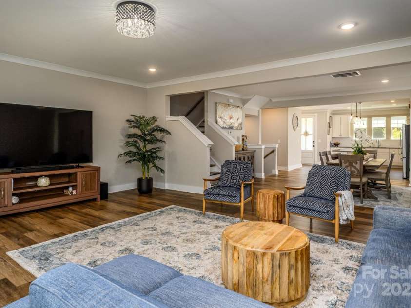 114 Glencoe Lane, Mooresville, NC 28117.  MLS# CAR4301819, YatesRealty ID 48. Open Floor Plan