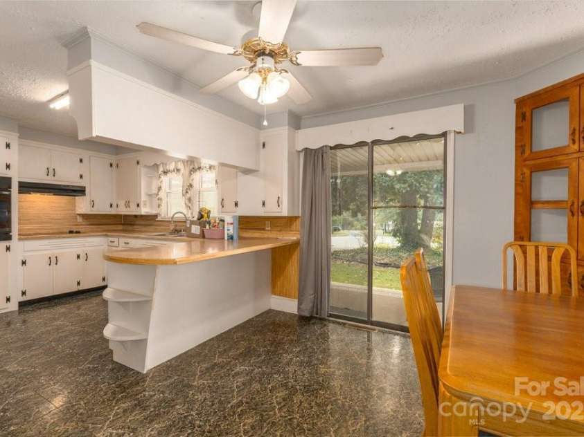 489 Ned Mcgimsey Road, Nebo, NC 28761.  MLS# CAR4306393, YatesRealty ID 48. 