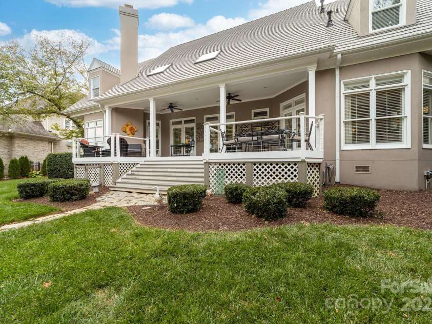 18316 Mainsail Pointe Drive, Cornelius, NC 28031.  MLS# CAR4327444, YatesRealty ID 480. 