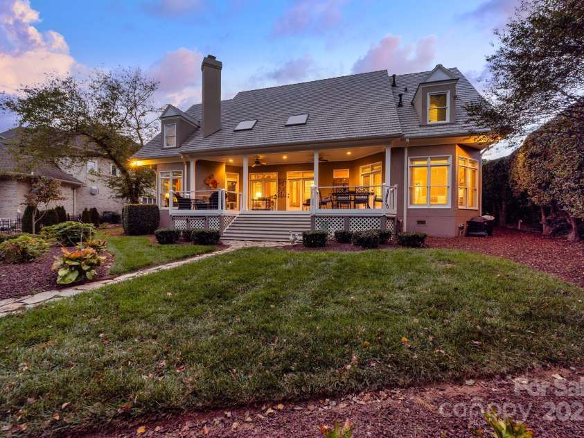 18316 Mainsail Pointe Drive, Cornelius, NC 28031.  MLS# CAR4327444, YatesRealty ID 480. 