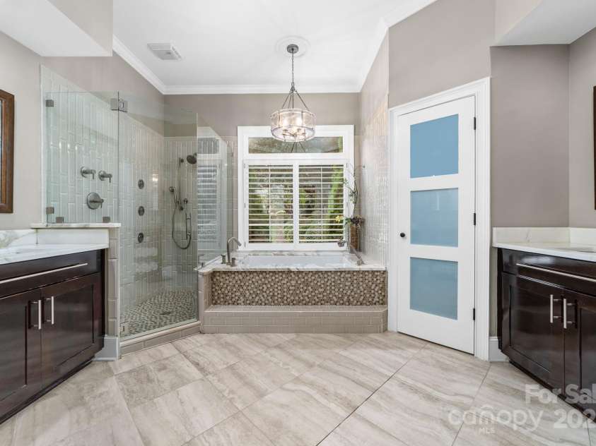 18316 Mainsail Pointe Drive, Cornelius, NC 28031.  MLS# CAR4327444, YatesRealty ID 480. 