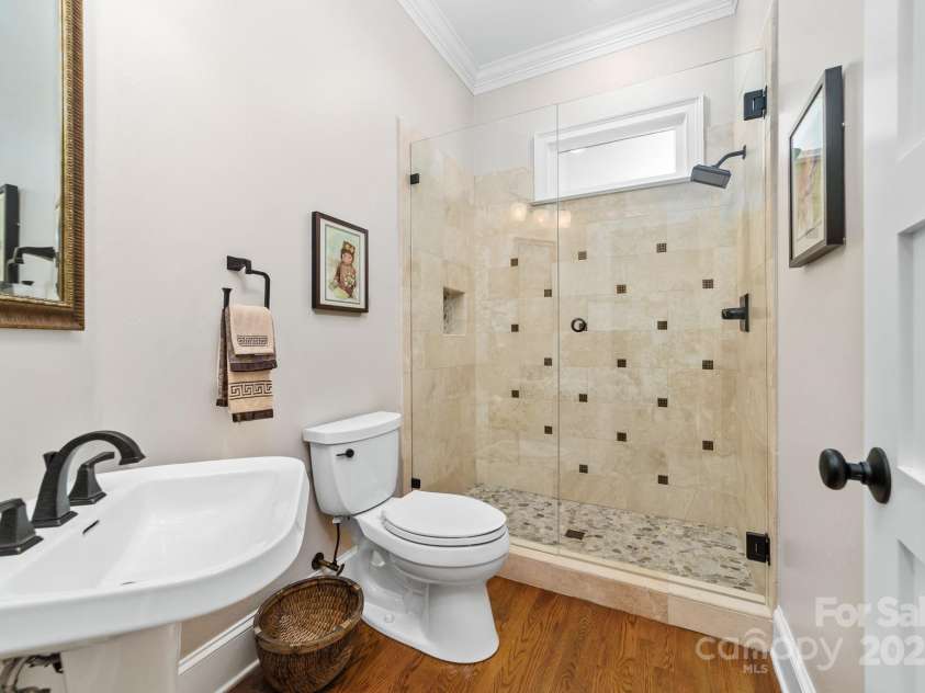 18316 Mainsail Pointe Drive, Cornelius, NC 28031.  MLS# CAR4327444, YatesRealty ID 480. 