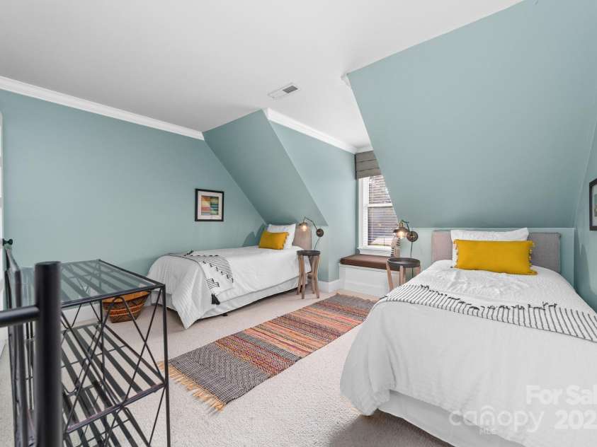 18316 Mainsail Pointe Drive, Cornelius, NC 28031.  MLS# CAR4327444, YatesRealty ID 480. 