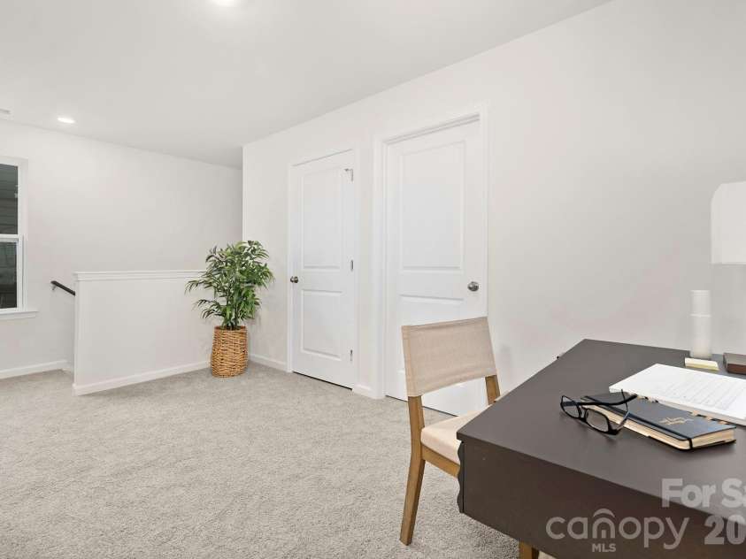 81 Laurel Pointe Drive, Waynesville, NC 28785.  MLS# CAR4420003, YatesRealty ID 48001. Photos are representative