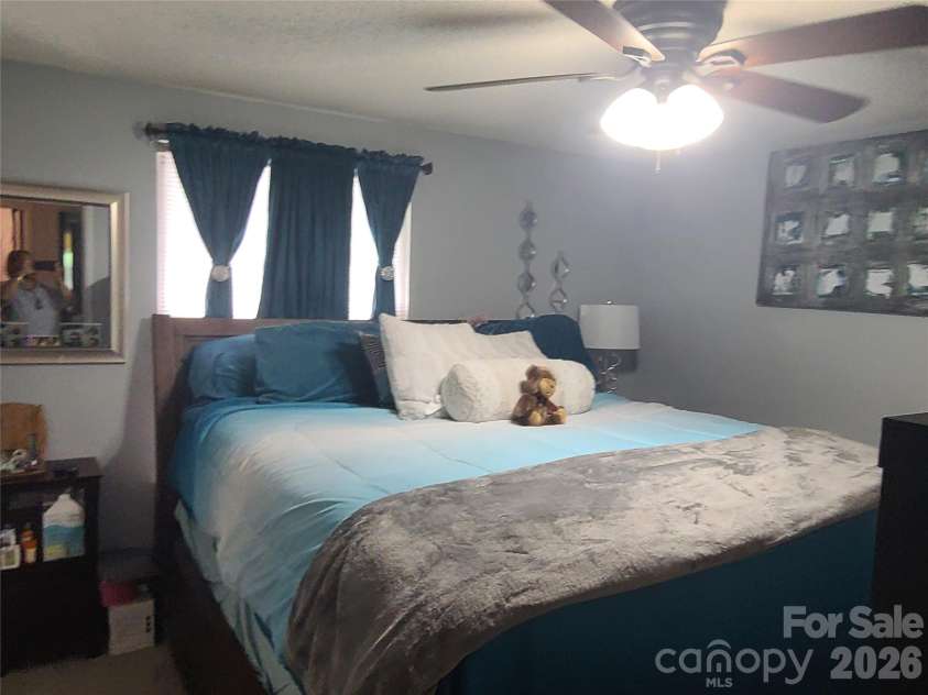 4809 Garvis Drive, Charlotte, NC 28269.  MLS# CAR4419806, YatesRealty ID 48004. 