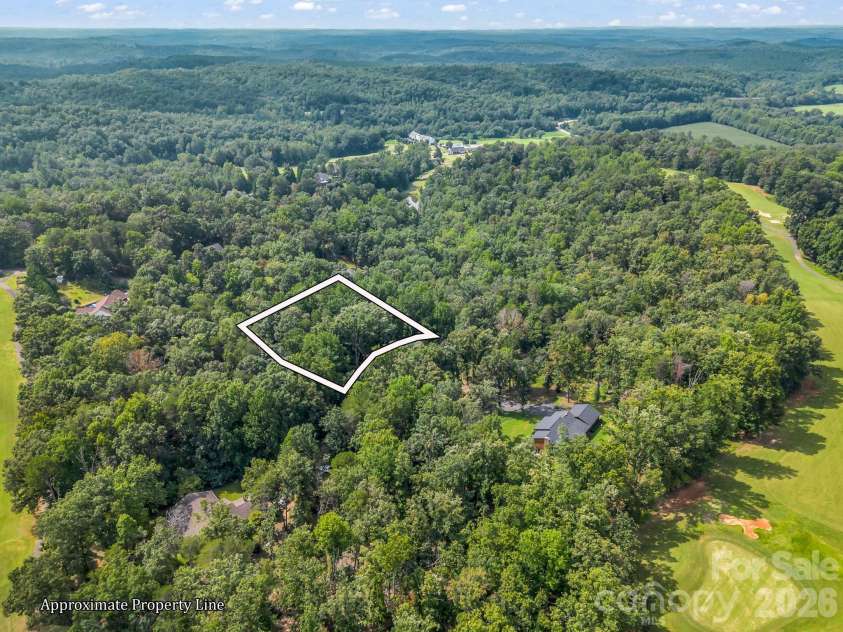 498 Plantation Drive, Rutherfordton, NC 28139.  MLS# CAR4415500, YatesRealty ID 48005. 