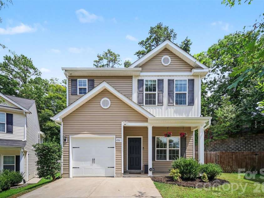 4560 Merryvale Forest Drive, Charlotte, NC 28214.  MLS# CAR4420053, YatesRealty ID 48008. 