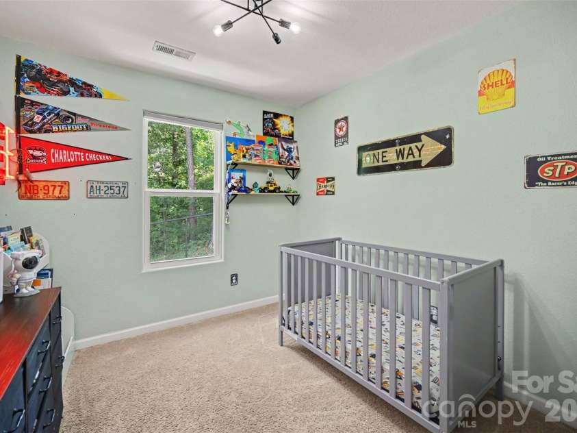 4560 Merryvale Forest Drive, Charlotte, NC 28214.  MLS# CAR4420053, YatesRealty ID 48008. 