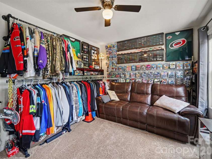 4560 Merryvale Forest Drive, Charlotte, NC 28214.  MLS# CAR4420053, YatesRealty ID 48008. 