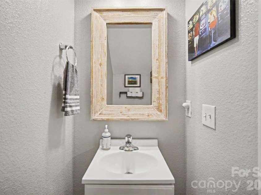 4560 Merryvale Forest Drive, Charlotte, NC 28214.  MLS# CAR4420053, YatesRealty ID 48008. 