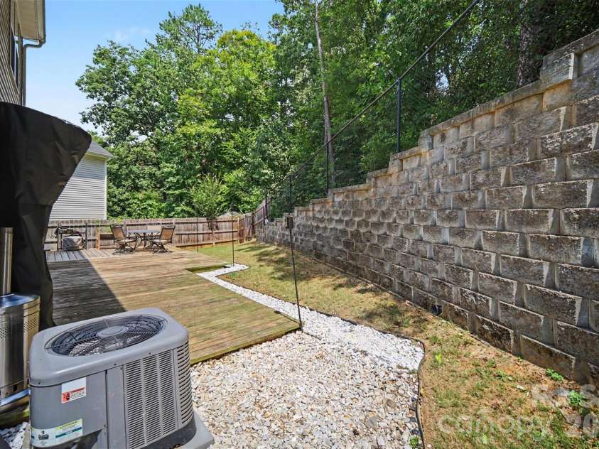 4560 Merryvale Forest Drive, Charlotte, NC 28214.  MLS# CAR4420053, YatesRealty ID 48008. 