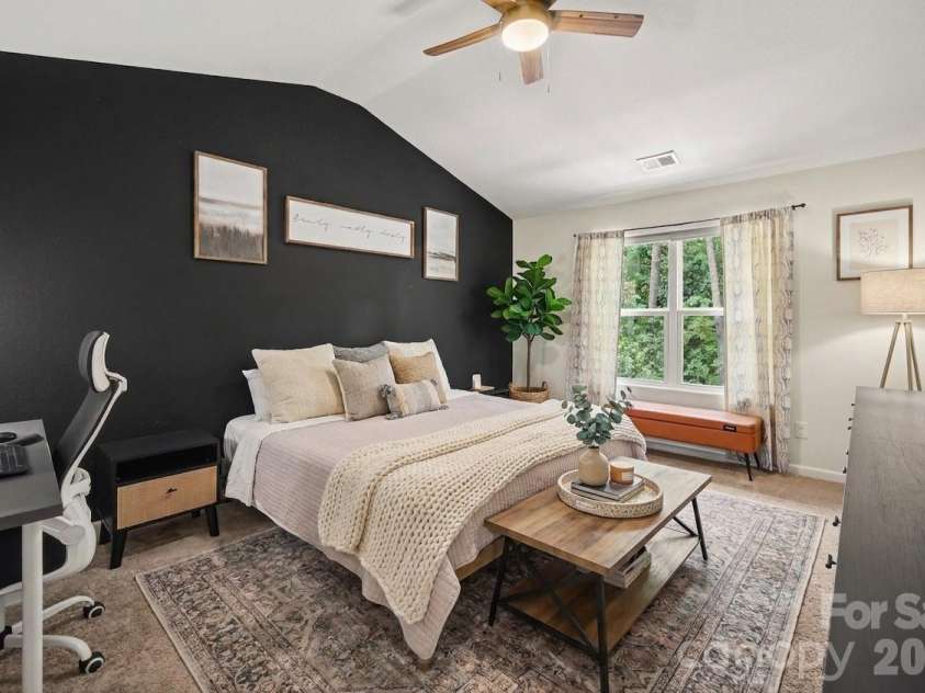 4560 Merryvale Forest Drive, Charlotte, NC 28214.  MLS# CAR4420053, YatesRealty ID 48008. 